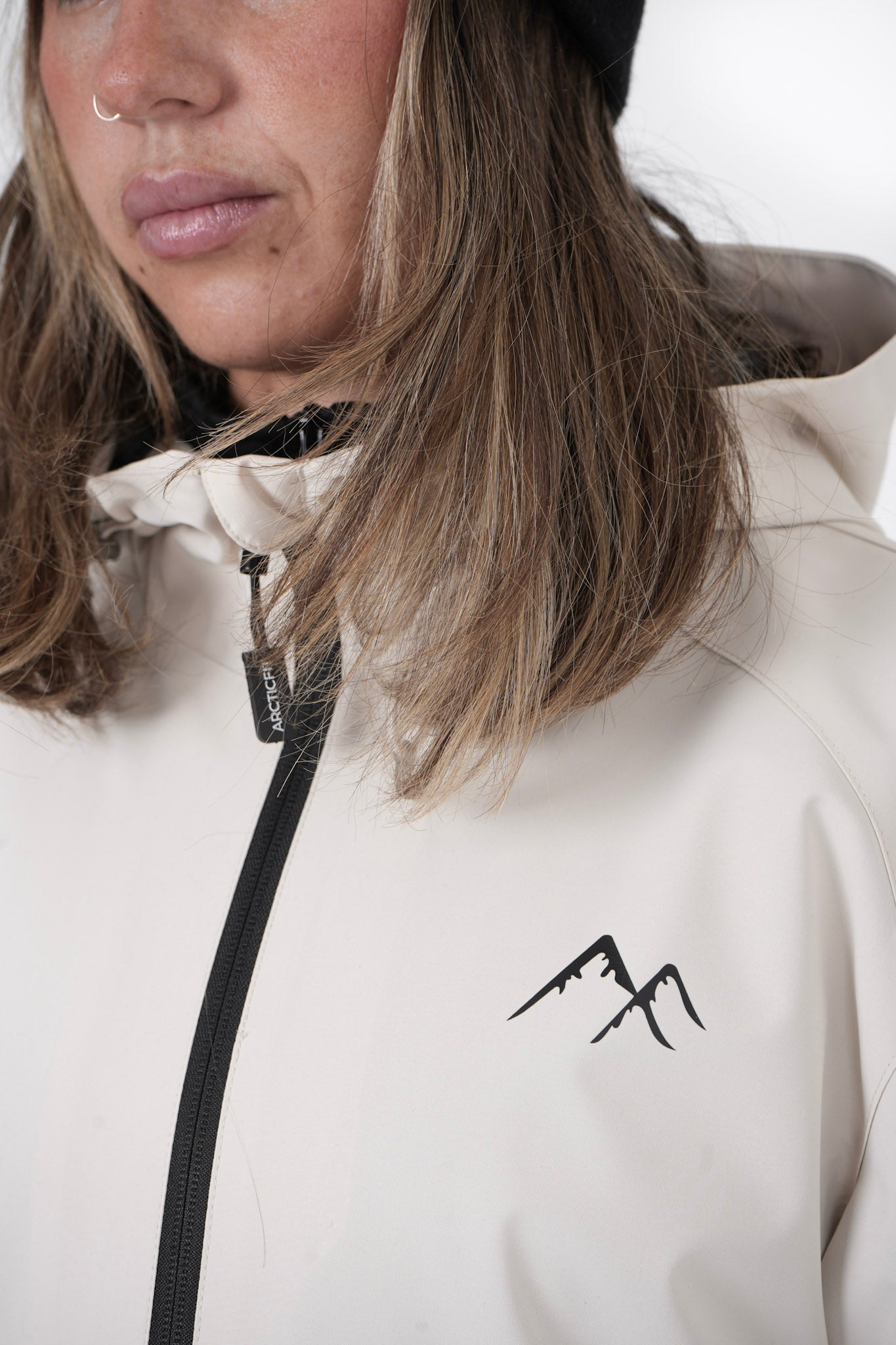 Women's Flowline Jacket | Bone | Engineered for Performance