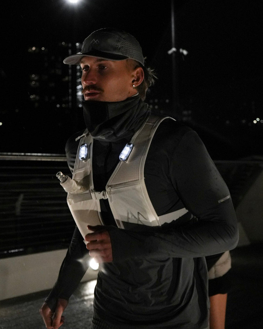 white running vest lights
